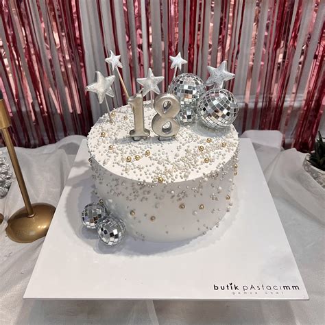 Disco Toplu İncili Pasta. 