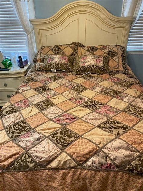 Discontinued croscill.  Made of a comfortable cotton blend material, this rect...