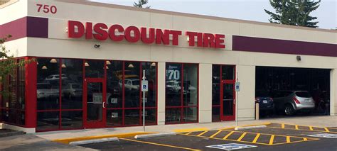 In 1960, Mr. Halle opened his first Discount Tire store and quickly