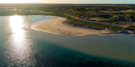 Discover Carnarvon and Coral Bay Carnarvon Visitor Centre