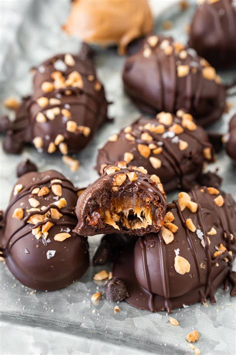 Discover Snicker dates