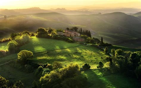 Discover Tuscany