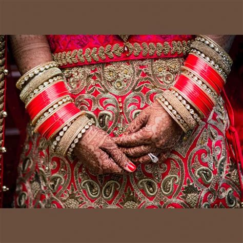 Discover the Art of Traditional Indian Bridal Elegance: A Guide to Exquisite Chooda Designs