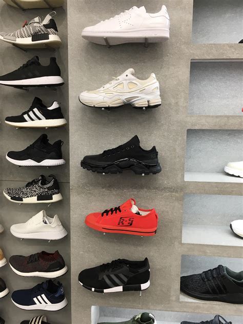 Discover the Sneaker Haven in Vacaville: Shoe Palace Vacaville