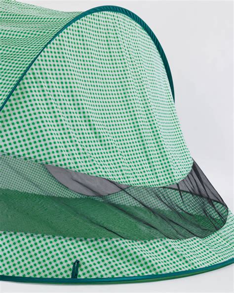 Discover the Ultimate Portable Shelter: The Revolutionary Pop Up Tent by Baggu