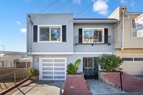 Discover the best of Daly City living in this home that offers stunning views and luxurious amenities