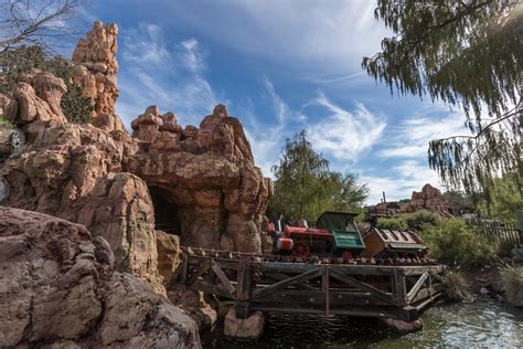 Disney plans to pump loads of cash into its theme parks, cruises