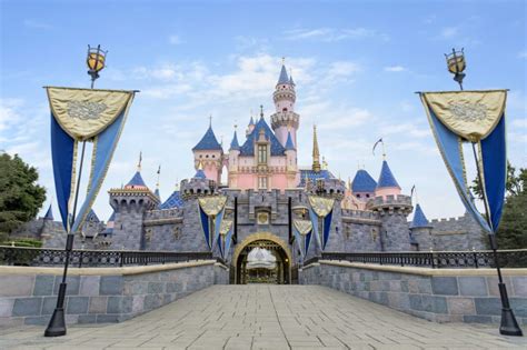 Disneyland's legal fight against Anaheim wage law nears conclusion