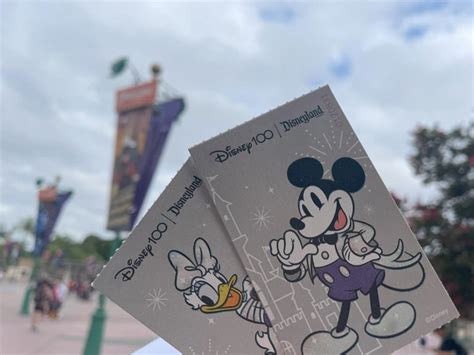 Disneyland restarts Magic Key annual pass sales