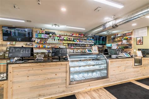 Refining the modern cannabis retail experience for newcomers, patients and cannabis aficionados like you since 2015. Emerald Fields is proud to provide communities across Colorado with the finest selection of premium-quality cannabis products at incredible prices, and beyond exceptional service from our experienced team of cannabis curators.. 