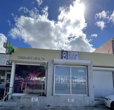 Dispensario Green Cross. +1 787-592-4420. esquina calle rosale, Av. Luis Muñoz Rivera local #7, San Juan, 00908, Puerto Rico. View Menu. Dispensary rating: