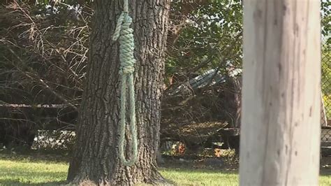 Dispute over noose outside St. Charles County home