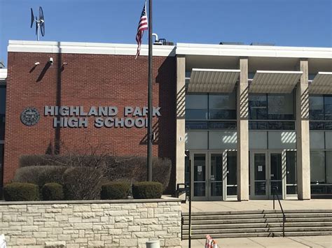 District 113 to hold security meeting following gun incident at Highland Park High School