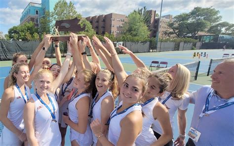 Div. 3 girls tennis: Newburyport, Lynch battle past Weston