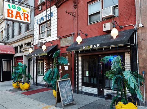 Dive bar nyc. Le Dive is open Tuesday through Friday from 5 p.m. to 12 a.m., and Saturday and Sunday from 12 p.m. to 12 a.m. Restaurateur Jon Neidich. Teddy Wolff/Le Dive. Veteran restaurateur Jon Neidich heads ... 