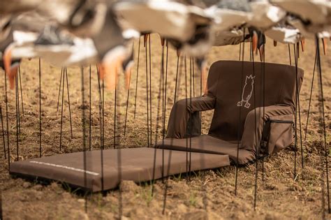 testing divebomb layout chair & ghille blanket with a drone | bco review. 