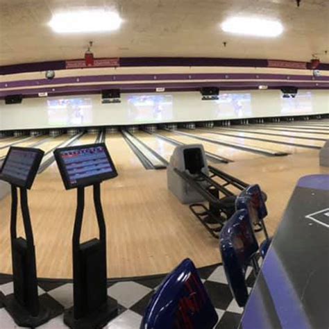 Diversey bowl. Diversey River Bowl, located in the bustling city of Chicago, Illinois, has been a beloved destination for bowling enthusiasts and fun-seekers for decades. With its rich history, … 