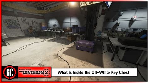 Division 2 off white keys.  Any missing keys should spawn in front of it.  Good Quest...
