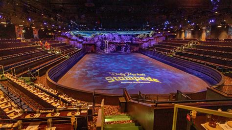 Dixie stampede branson. Dolly Parton's Stampede Dinner Attraction. Dinner and live entertainment featuring thirty-two horses and dozens of talented riders performing daring feats of trick riding and competition inside a huge 35,000-square-foot … 