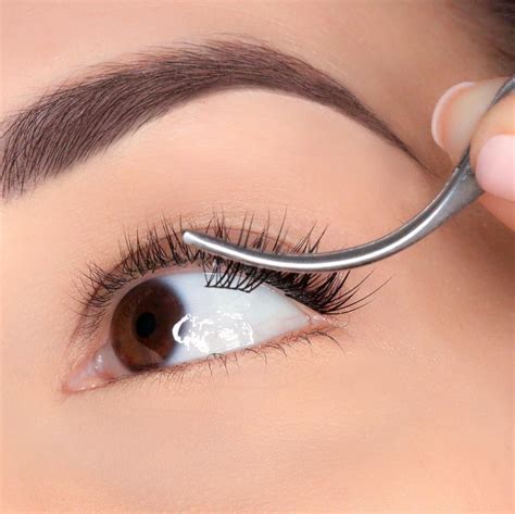 Enter DIY lash tint. While for most it’s not a mascara replacement, it is an effective solution for taking barely-there lashes and turning them into lush, dark, glossy eyelashes. However, tacking on a monthly professional lash tint can be an undue addition to an already tight beauty budget. That's where at-home eyelash tinting comes in, but not …. 