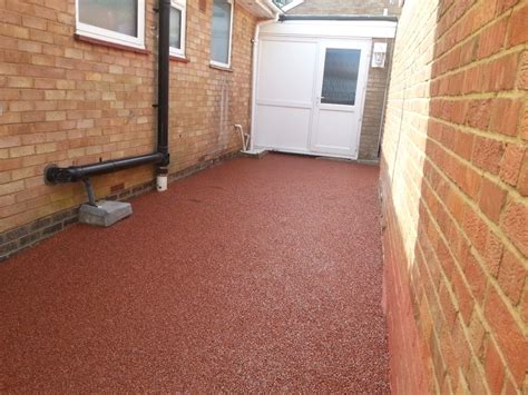 Diy resin patio.  This article explores the benefits of using resin bound...