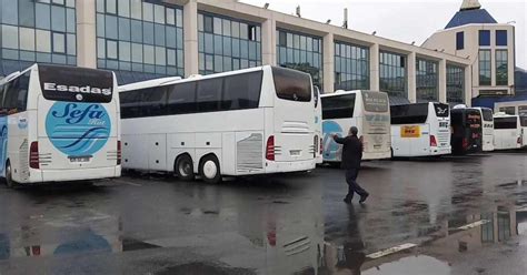 Diyarbakır - Konya otobüs biletlerinin fiyatları farklı firmalara ve yılın farklı dönemlerine göre değişiklik gösteriyor.