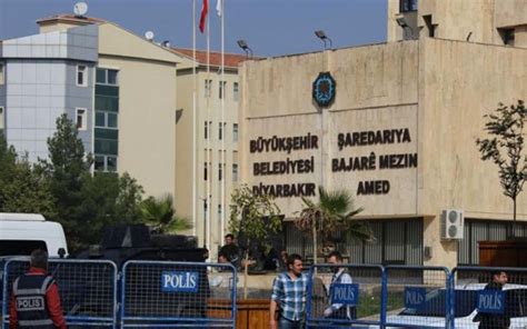 Diyarbakır belediyesi kayyum atandı