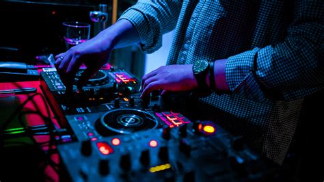 Pioneer DJ offers a range of products for DJs and music creators, including controllers, mixers, turntables, speakers, and software. . Dj
