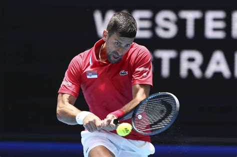 Djokovic and his sore right wrist help Serbia reach United Cup quarters