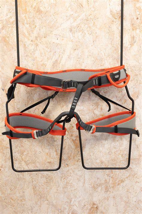 Dmm renegade.  The updated&nbsp;Renegade features a free floating waist belt with full...
