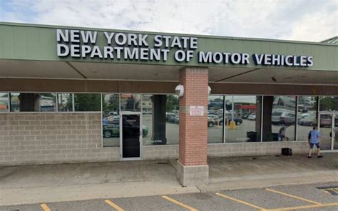 Dmv bethpage new york hours. Alert. If your license expired between 3/1/2020 - 8/31/2021 & you renewed online by self-certifying your vision, but have not submitted a vision test to DMV, your license was suspended on 12/01/2023. Submit your vision test now to clear your suspension. 