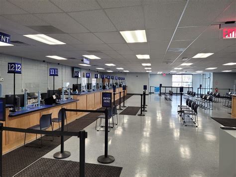 Need a DMV Office in Deerfield, Illinois? Find a complete list of DMV locations near you with up-to date contact information and operating hours. DMV.com is a privately owned website. ... Chicago Heights. Chicago Heights Dmv; Des Plaines. Des Plaines; Elk Grove Village. Elk Grove Village; Melrose Park.. 