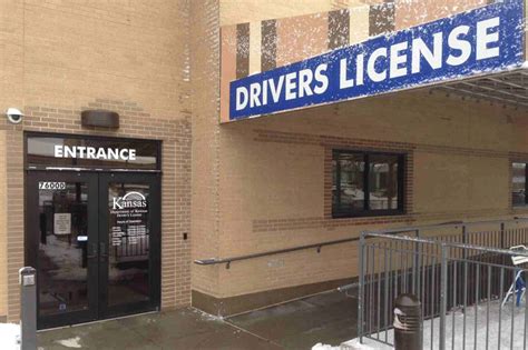 Locations and Office Hours of all Driver's License Exa