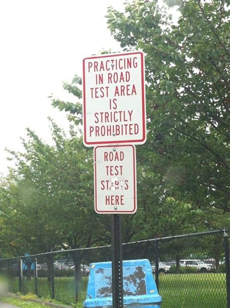 During your road test: The examiner will give you instructions at least one block in advance of turns or before asking you to perform other maneuvers. You should drive at all times as if other traffic is present. This includes determining if it is safe to perform all maneuvers including backing your vehicle. The examiner will not ask you to do .... 