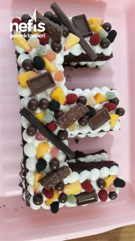 Doğum günü pastası a harfi
