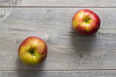 Do Apples Cure GERD? livestrong