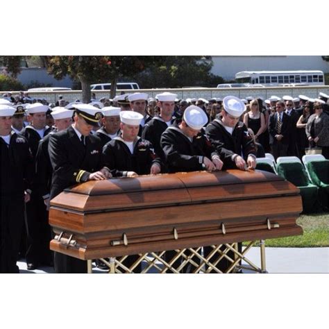 Do Navy SEALs put trident on casket? – Sage-Advices