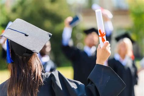 Do You Get a Graduation Ceremony for Online School?