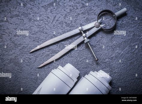 Do compasses need maintenance