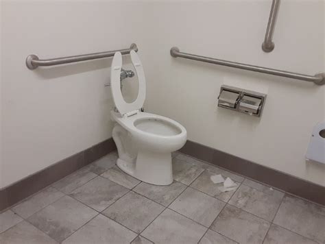 Do cvs have public restrooms. PROS1) single locking unit2) change station3) gigantic commodeCONS1) hand dryer2) no smoking sign3) hope that person got their phone back 