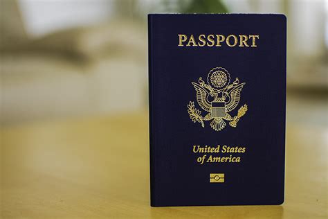 Do i need a passport to go to hawaii. When planning your dream vacation out of the country, the last thing you want is to realize that your passport is expired. Renewing a passport, whether it is valid or expired, is a... 