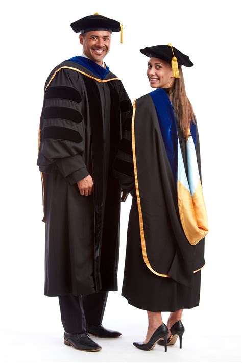 ... masters, and $724 for doctoral regalia, plus taxes, if you do not return ... Please do not go to the pick up venue on any day that is not listed for your .... 