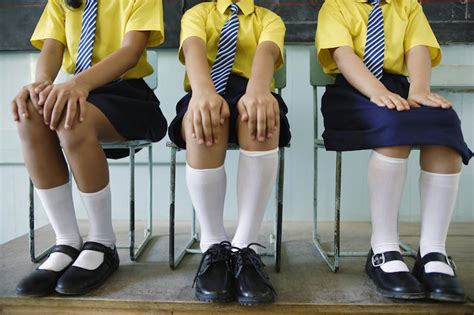 Do school uniforms improve students