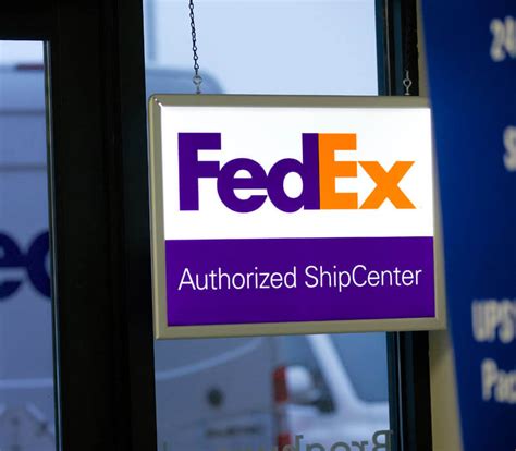 Do you have to sign for fedex packages. We would like to show you a description here but the site won’t allow us. 