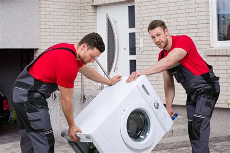Lowes policies prohibit their workers from receiving tips. So, you don’t have to tip the appliance delivery guys, installers, or curbside pickup. However, if you’re impressed with any of their services, you can offer a cash tip of $5-$20. Also, leaving positive feedback on their website is encouraged in place of tips.. 
