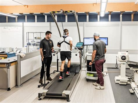 Graduates from the exercise physiology program have also gone on to pursue terminal doctoral degrees in the exercise sciences or used the master's program as a .... 
