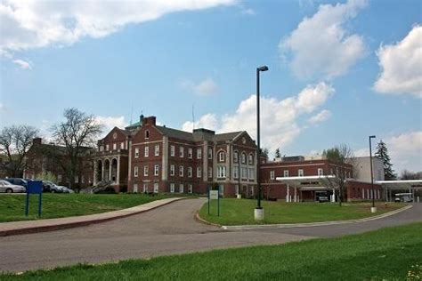 Doctors at Chillicothe Veterans Affairs Medical Center in Chillicothe ...