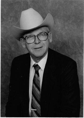 Lloyd Curtis Obituary. Lloyd Stuart "Stu" Curtis Jr, 56, of Panama City, FL, passed away September 13, 2020, suddenly at his home. He was born in Manhattan, KS, May 25, 1964. Stu grew up in Dodge .... 