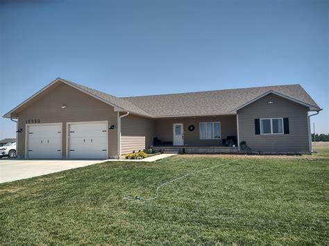 2010 La Mesa Dr, Dodge City, KS 67801 is currently not for sale. The 2,630 Square Feet single family home is a 4 beds, 4 baths property. This home was built in 1950 and last sold on 2023-09-08 for $--. View more property details, sales …. 