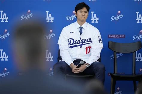 Dodgers, Ohtani got creative with $700 million deal, but both sides still have some risk